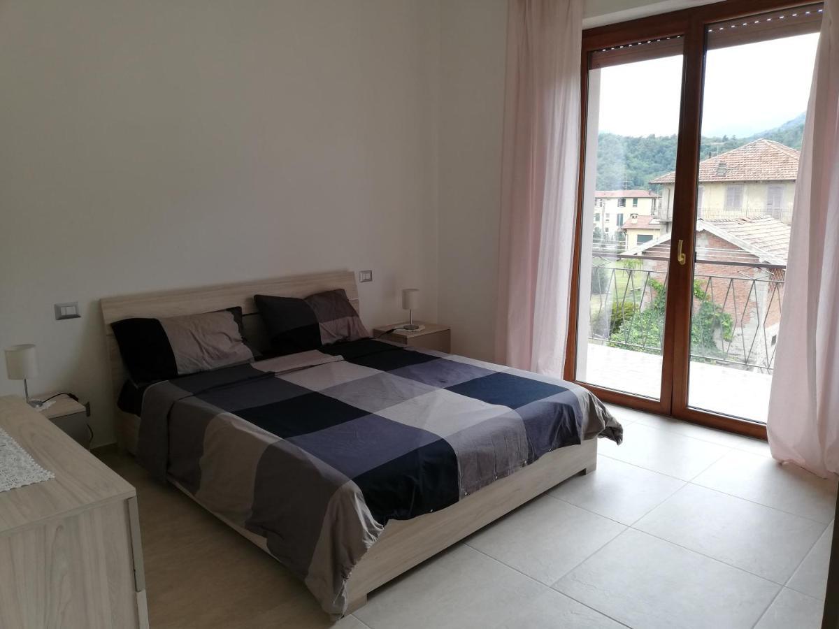 Apartamento La rosa rossa Cambiasca Exterior foto