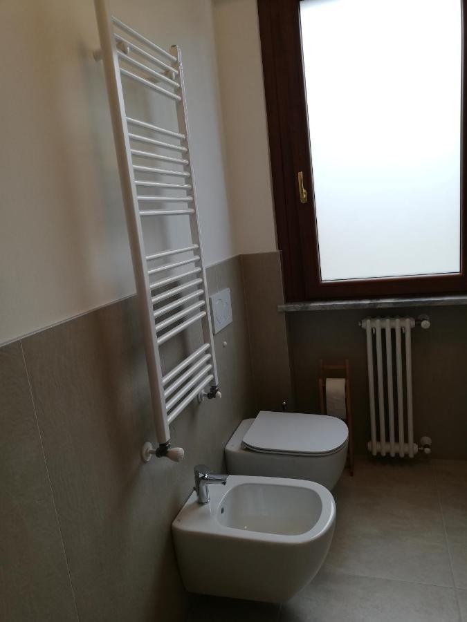 Apartamento La rosa rossa Cambiasca Exterior foto