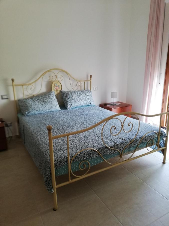 Apartamento La rosa rossa Cambiasca Exterior foto